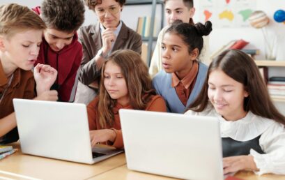 L’importanza della collaborazione tra scuola e famiglia – di Emanuela Iacchia